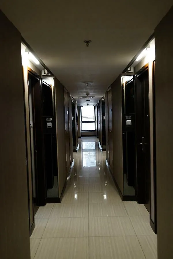 Cruise Hotel Kowloon